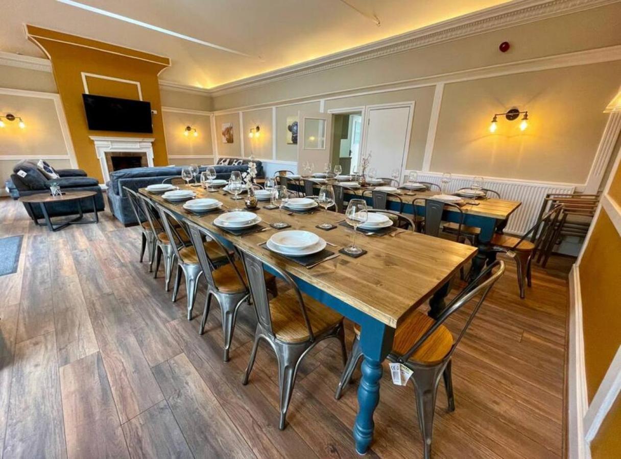 Lydney House Swaffham Sleeps 22 Villa Exterior photo